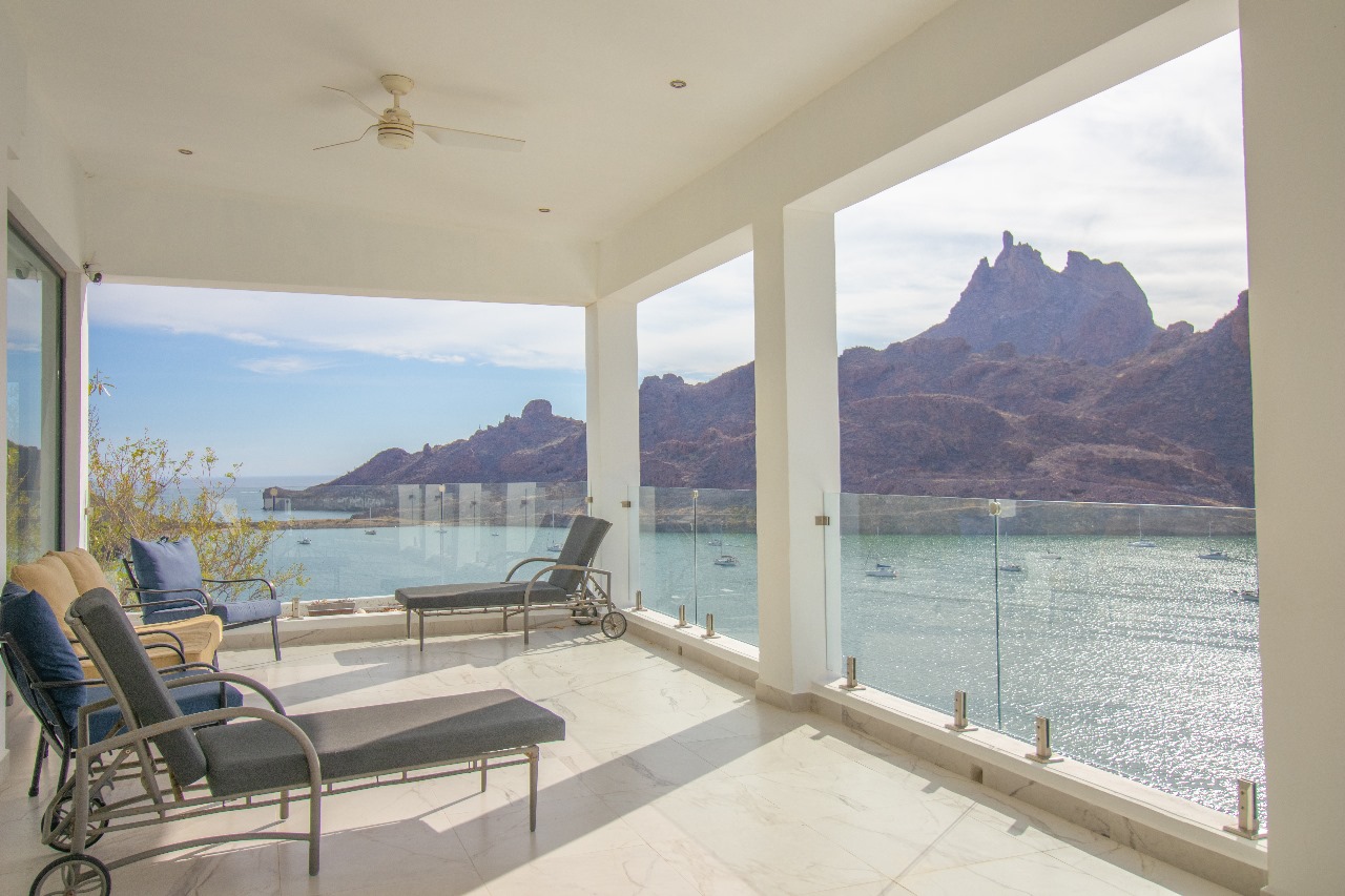 Luxury San Carlos home with Tetakawi mountain view - professional home watch services